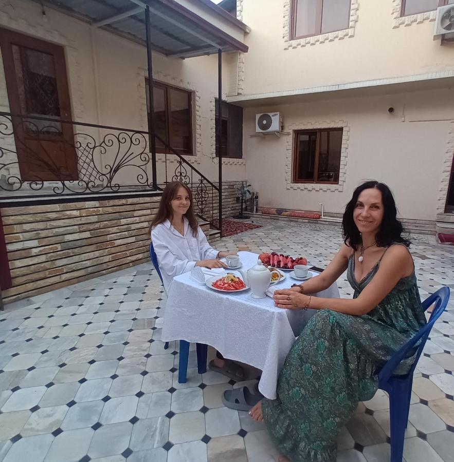 Uzbegim Family Guest House Buchara Buitenkant foto