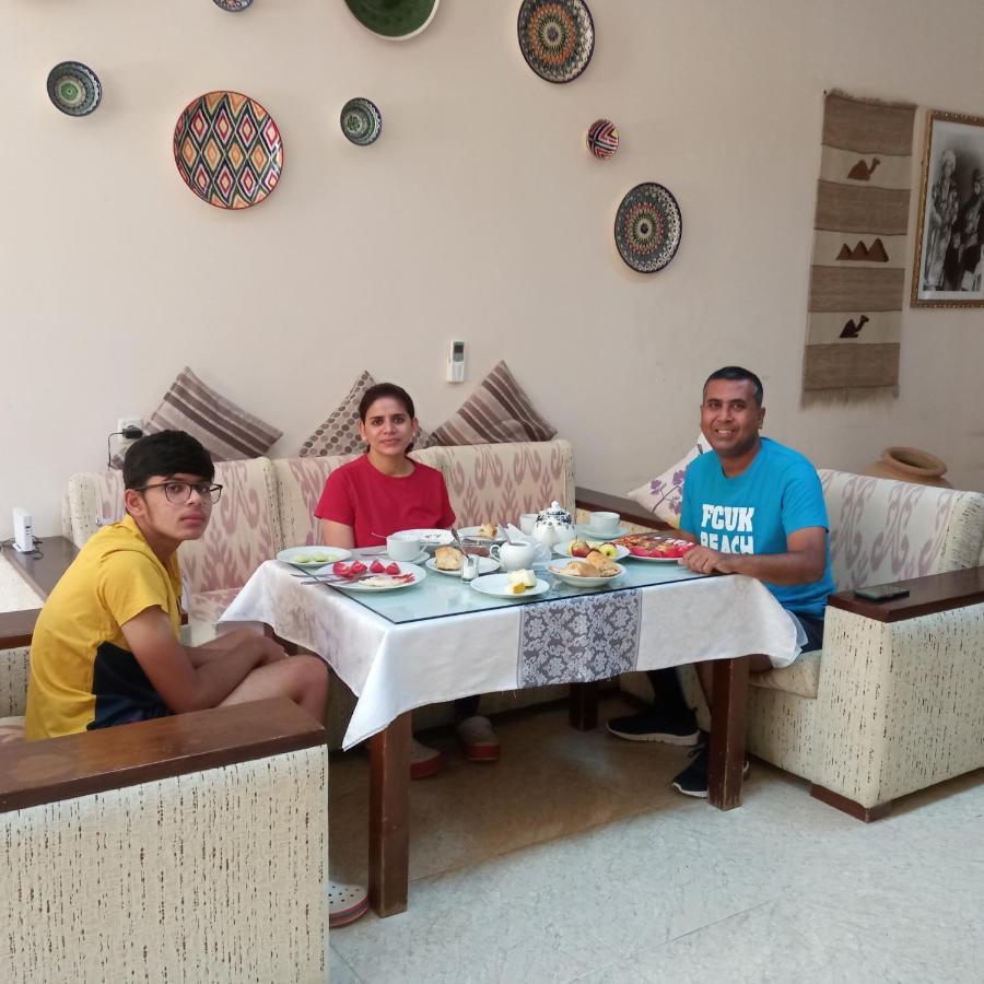 Uzbegim Family Guest House Buchara Buitenkant foto