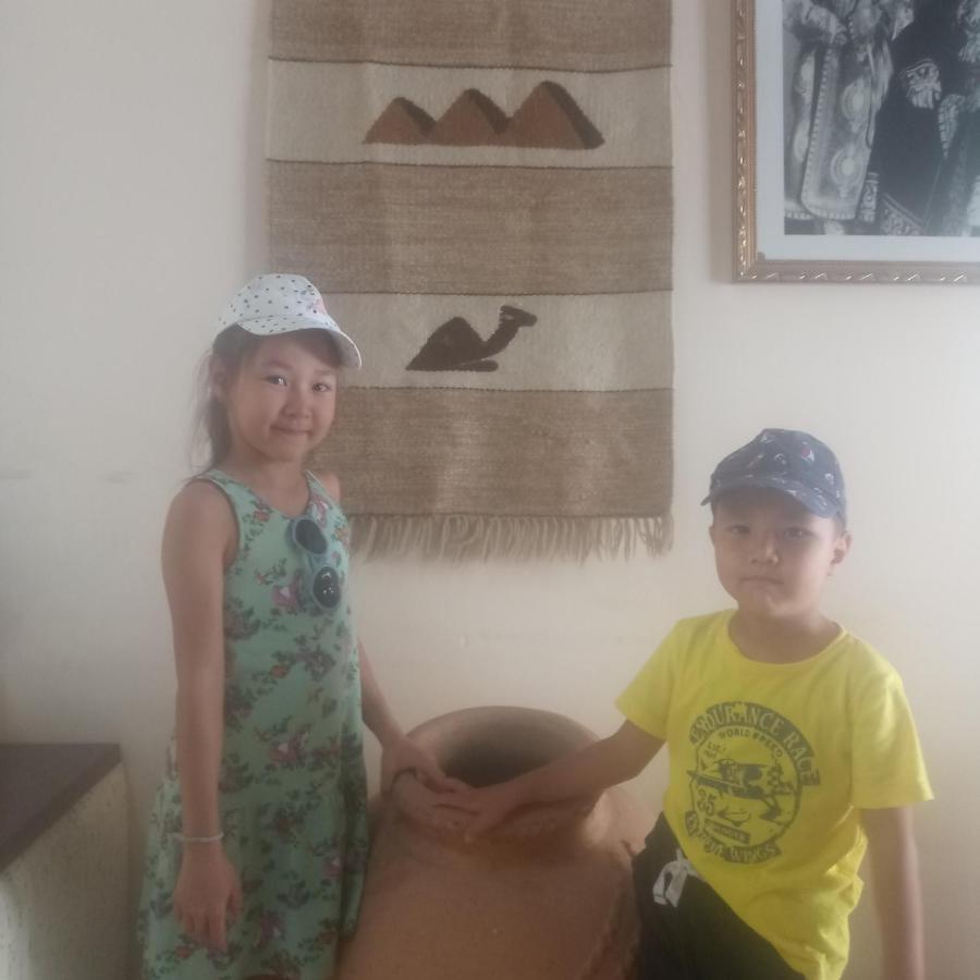 Uzbegim Family Guest House Buchara Buitenkant foto