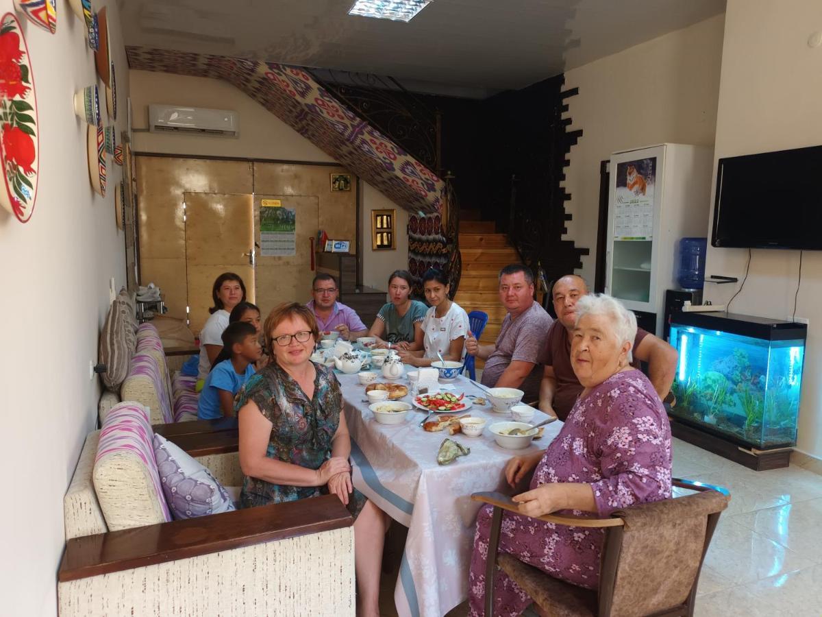 Uzbegim Family Guest House Buchara Buitenkant foto