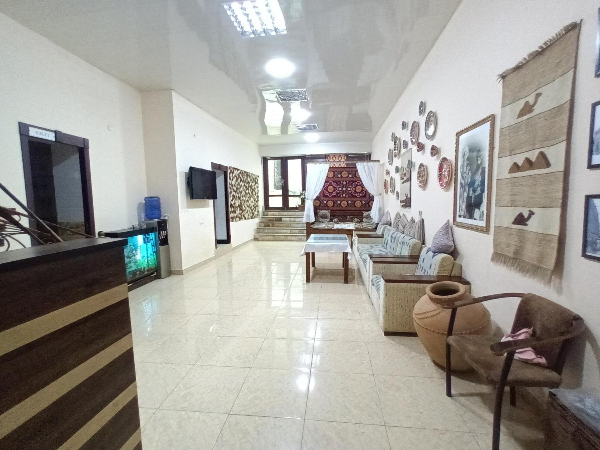 Uzbegim Family Guest House Buchara Buitenkant foto