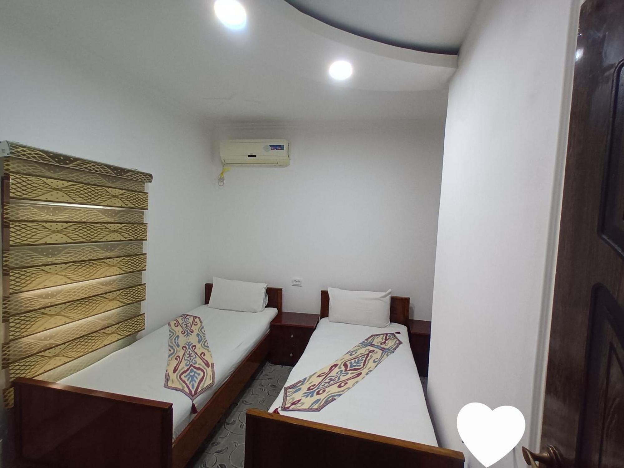 Uzbegim Family Guest House Buchara Buitenkant foto