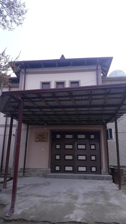 Uzbegim Family Guest House Buchara Buitenkant foto